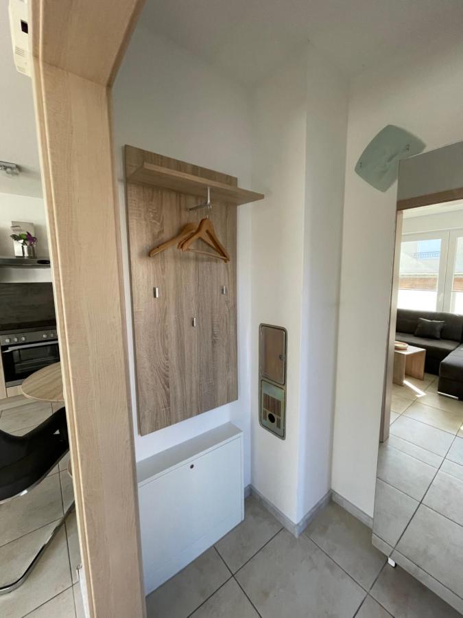 Villa Sara Wohnung Buskam Mit Terrasse Goehren  Buitenkant foto